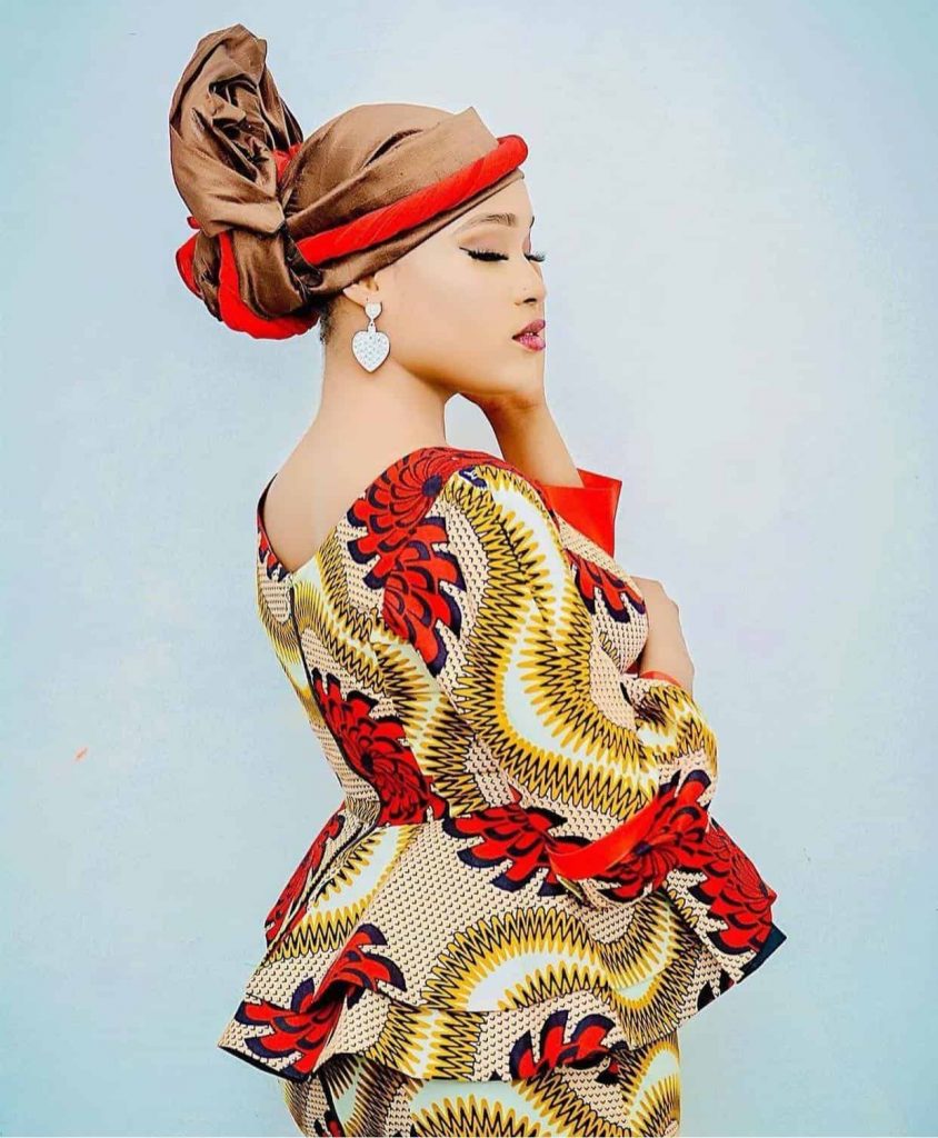 13 Elegant Ankara Skirt and Blouse Styles for Women