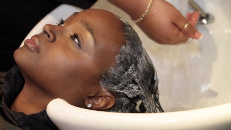 five things you should avoid doing with relaxed hair