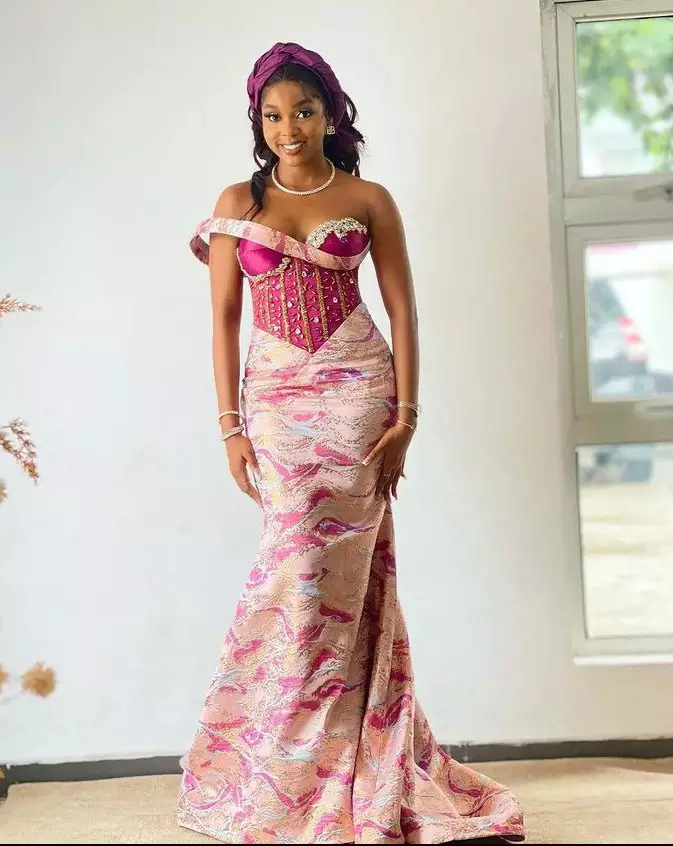 Latest Nigerian Lace Styles and Designs For Weddings