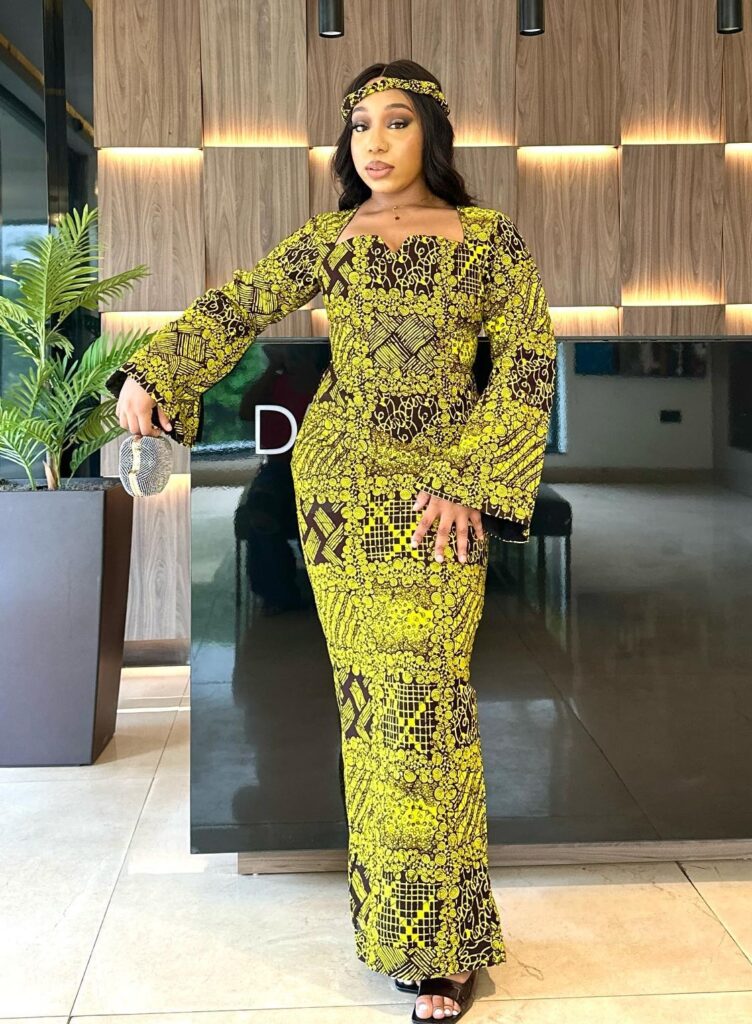 Dazzling Ankara Long Gowns Styles Should Recreate For Special Occasions