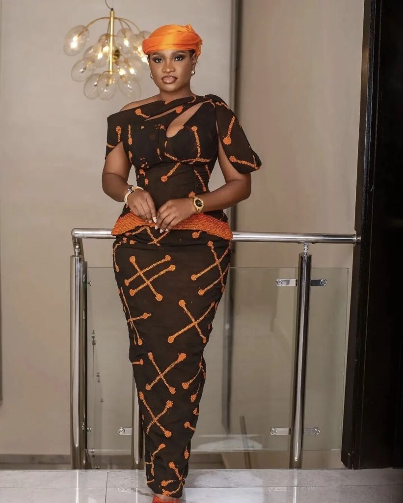 Dazzling Ankara Long Gowns Styles Should Recreate For Special Occasions