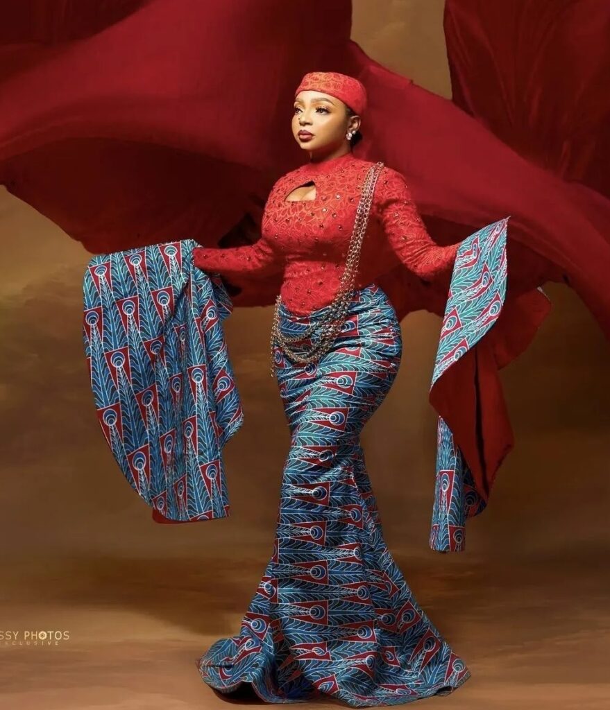 Dazzling Ankara Long Gowns Styles Should Recreate For Special Occasions