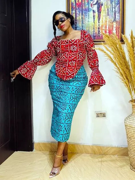 Chic Ankara Styles For Business Women And Working-Class Mothers