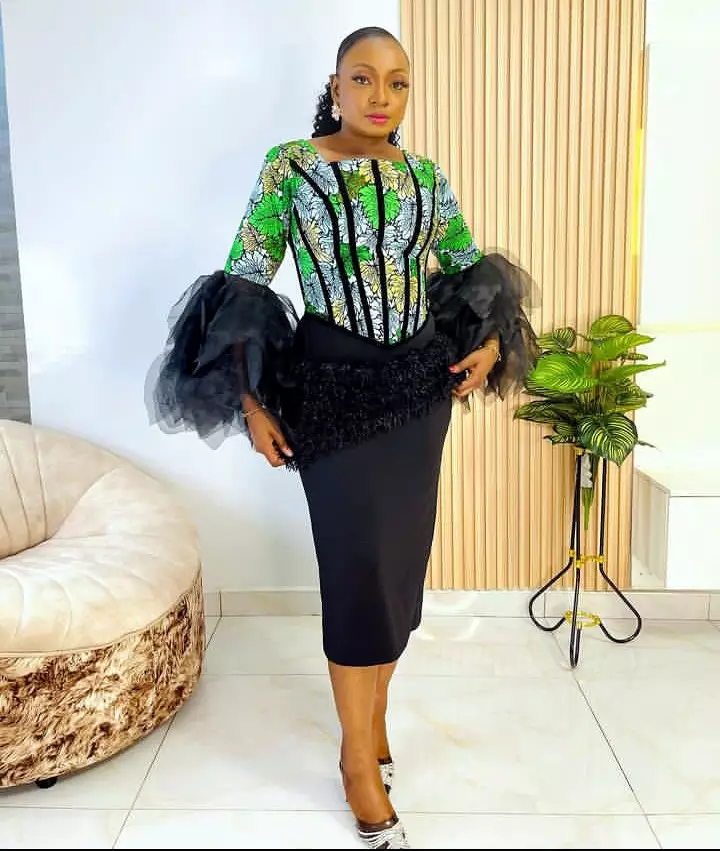 Chic Ankara Styles For Business Women And Working-Class Mothers