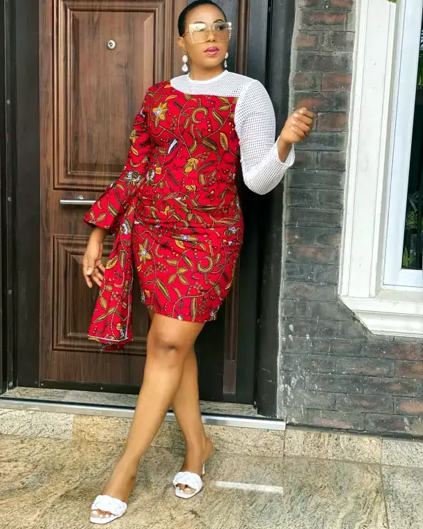 Chic Ankara Styles For Business Women And Working-Class Mothers