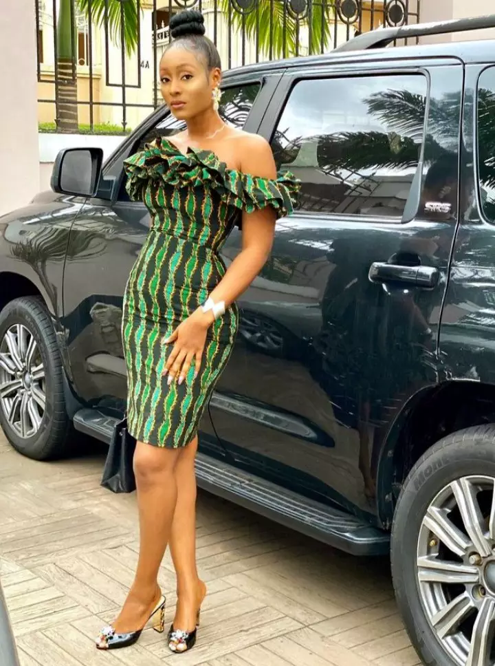 Chic Ankara Styles For Business Women And Working-Class Mothers