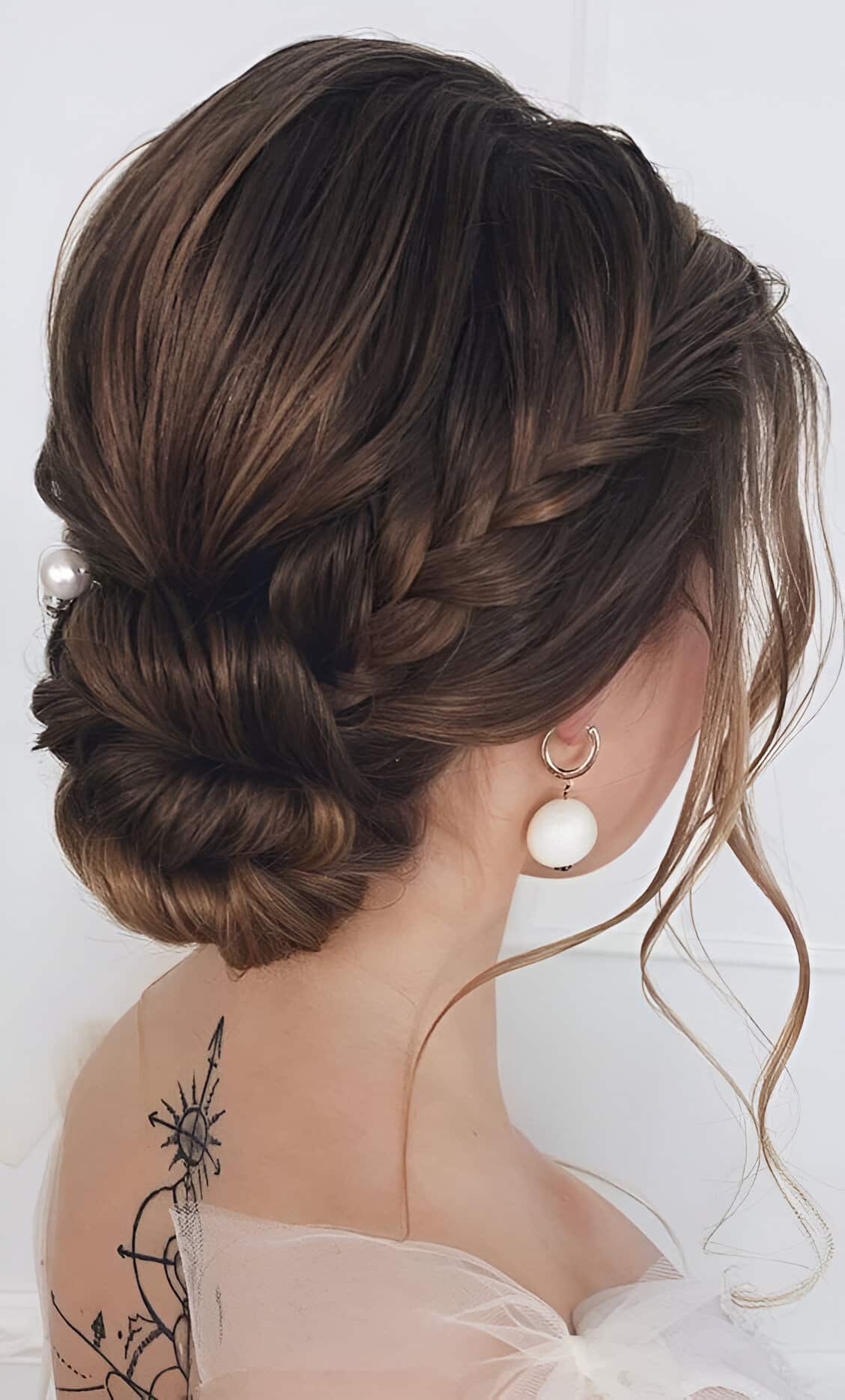 30 Gorgeous Elegant Updos To Make You Pretty Like A Model 23