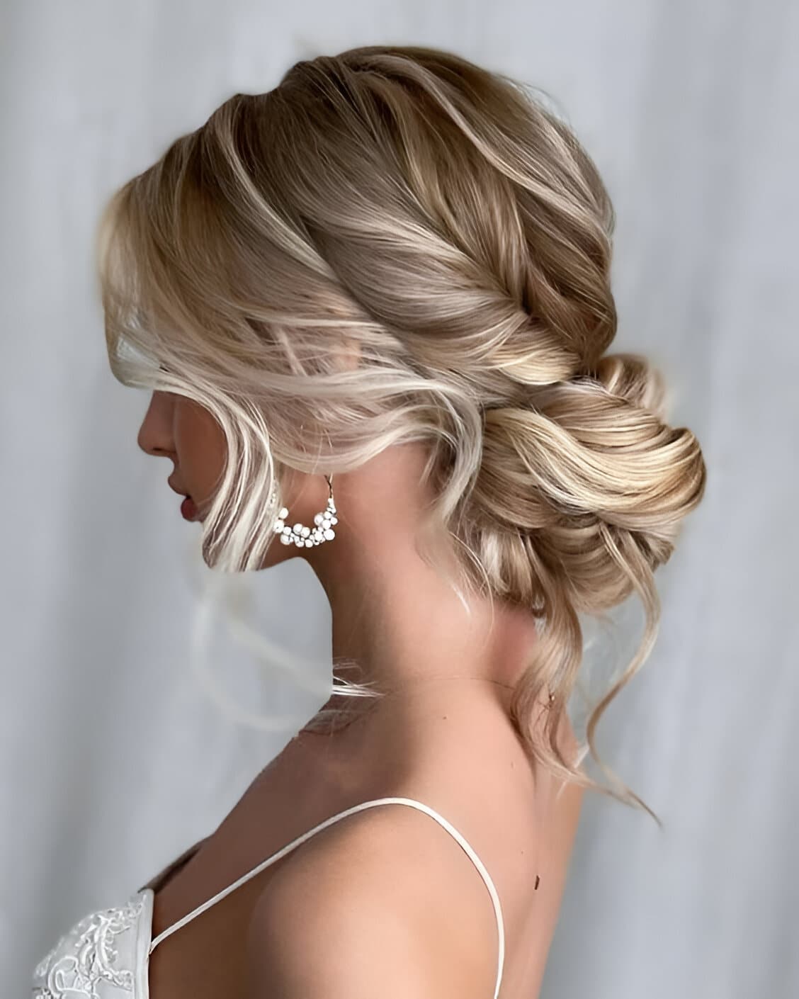 30 Gorgeous Elegant Updos To Make You Pretty Like A Model 26