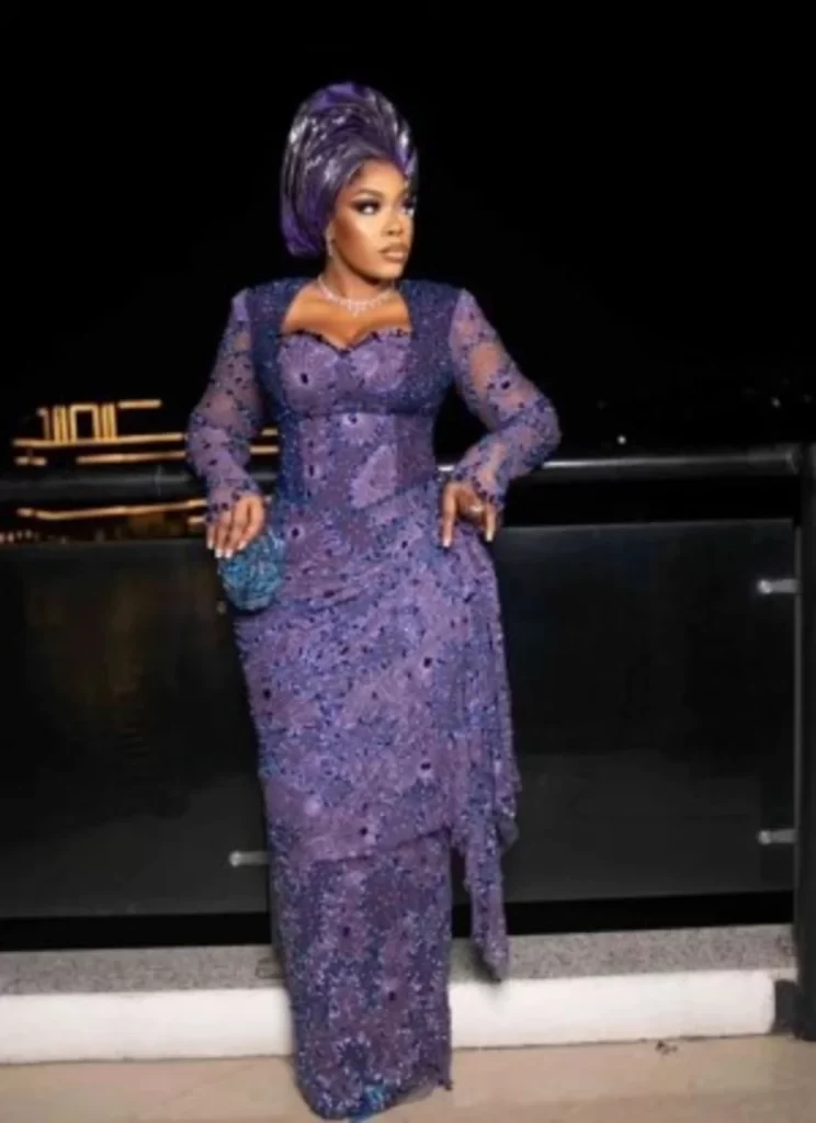 Gown Style Crafted From Lace Fabrics You Can Rock